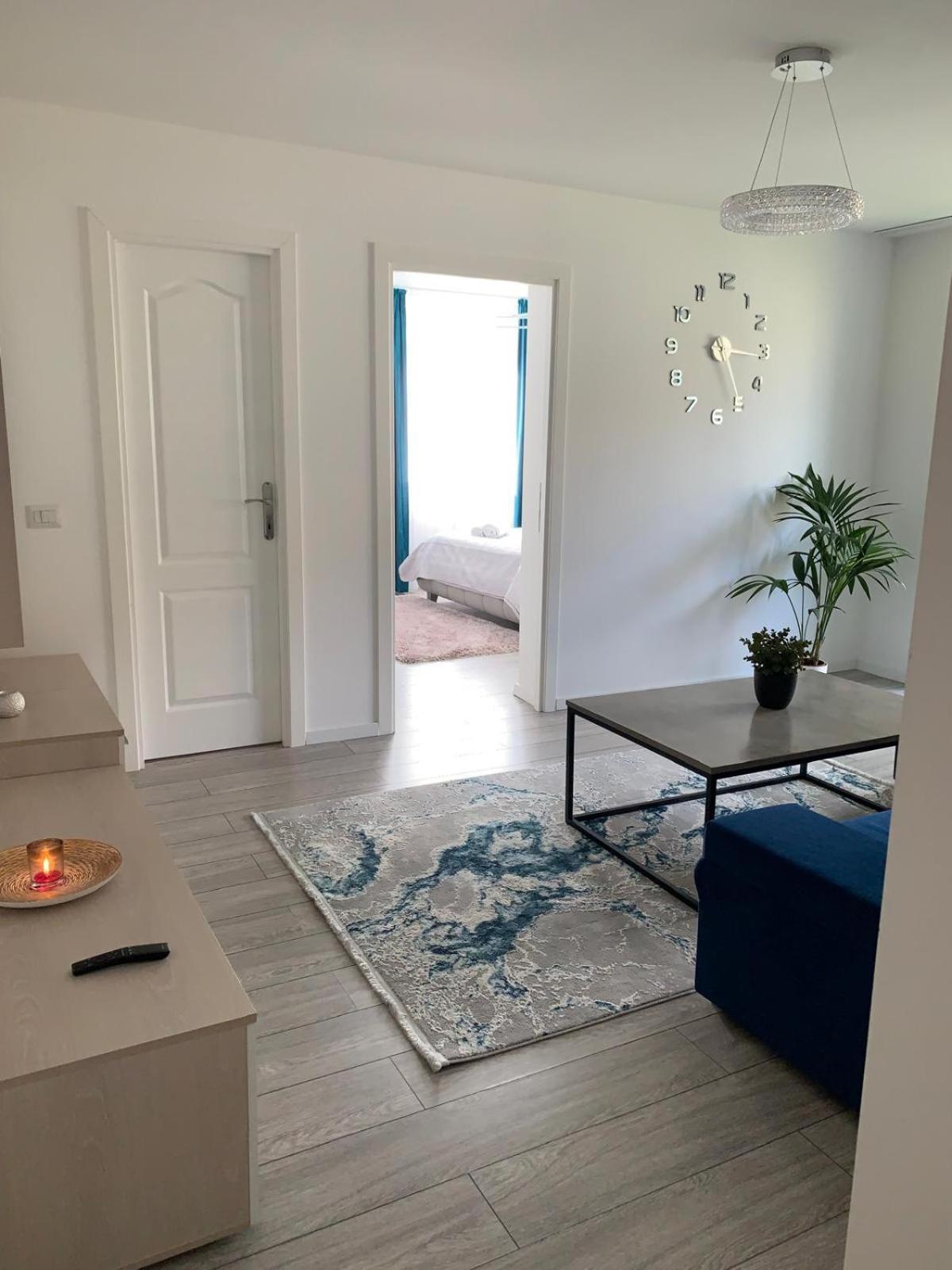 פיאטרה ניאמט Rose Apartment מראה חיצוני תמונה